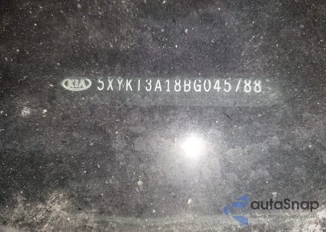 2011 Kia Sorento Lx from USA, damaged, VIN 5XYKT3A18BG045788